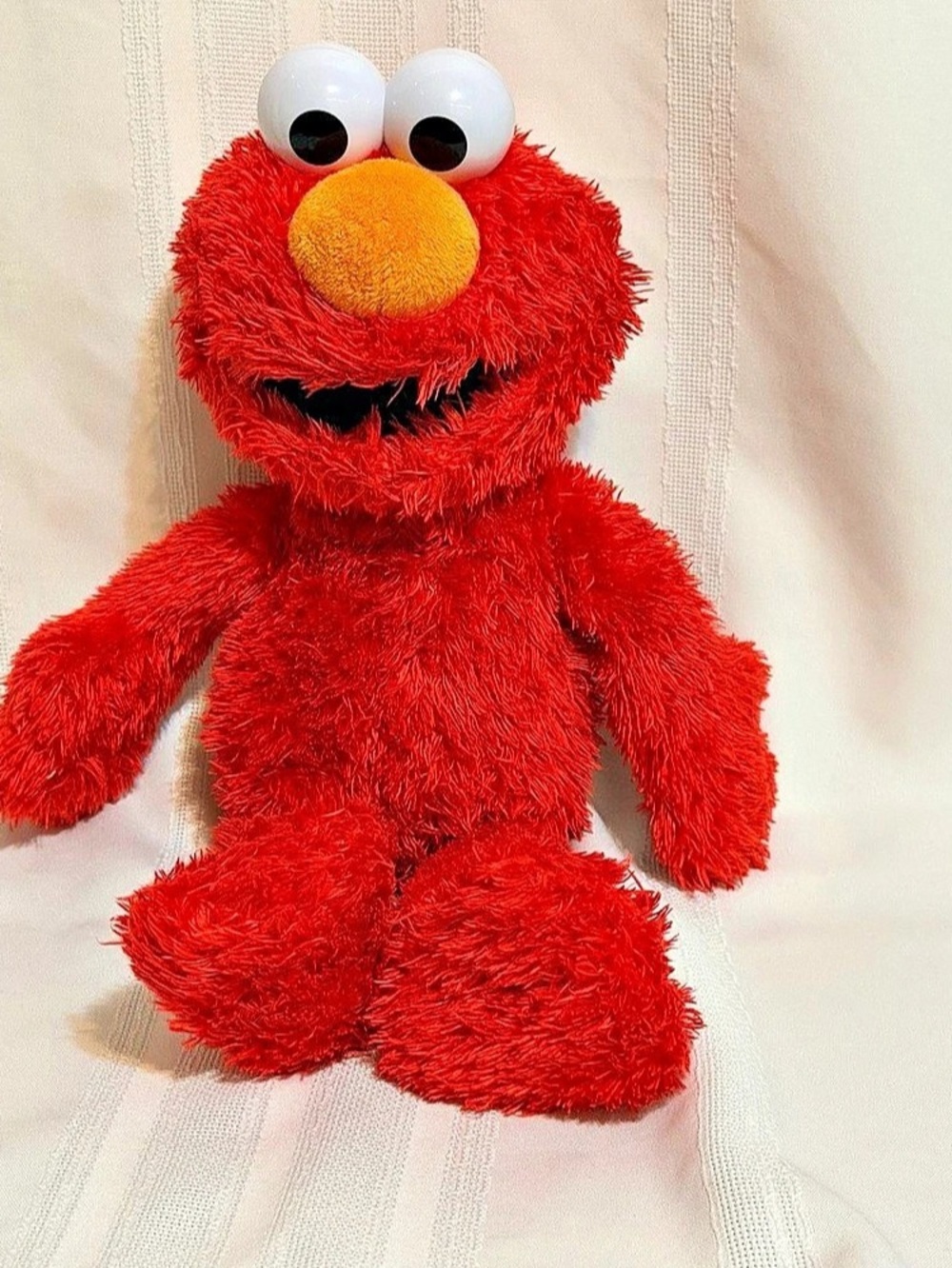 Hasbro Sesame Street Talking Tickle Me Elmo 2016 15 Inches Tall Works Muppets